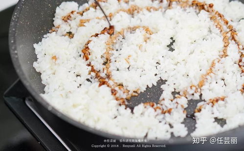 吃完这碗黑牛超牛铁板香米饭，我再也瞧不上吉野家牛丼了